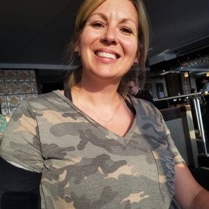 Meet your Posher, Lacey